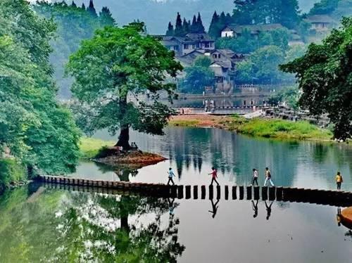 经济发展太快弊端是什么？游戏画面