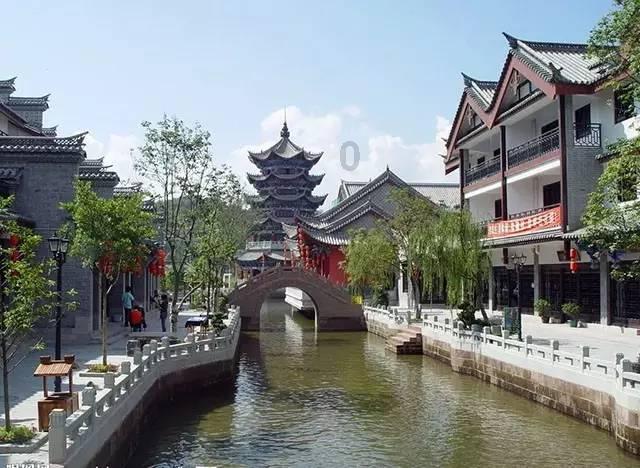 文景街道“首都老兵”助力垃圾分类宣传 创新春佳节优美环境
